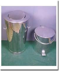 Manufacturers Exporters and Wholesale Suppliers of SS 304 DUSTBINS Mumbai Maharashtra