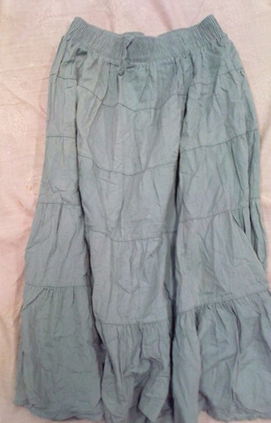 Manufacturers Exporters and Wholesale Suppliers of Lady cotton skirt Guangzhou 