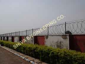 Manufacturers Exporters and Wholesale Suppliers of Concertina Wire KOLKATA West Bengal
