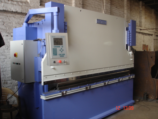 Manufacturers Exporters and Wholesale Suppliers of CNC Y1 Y2 Hydraulic Press Brake Jalandhar Punjab