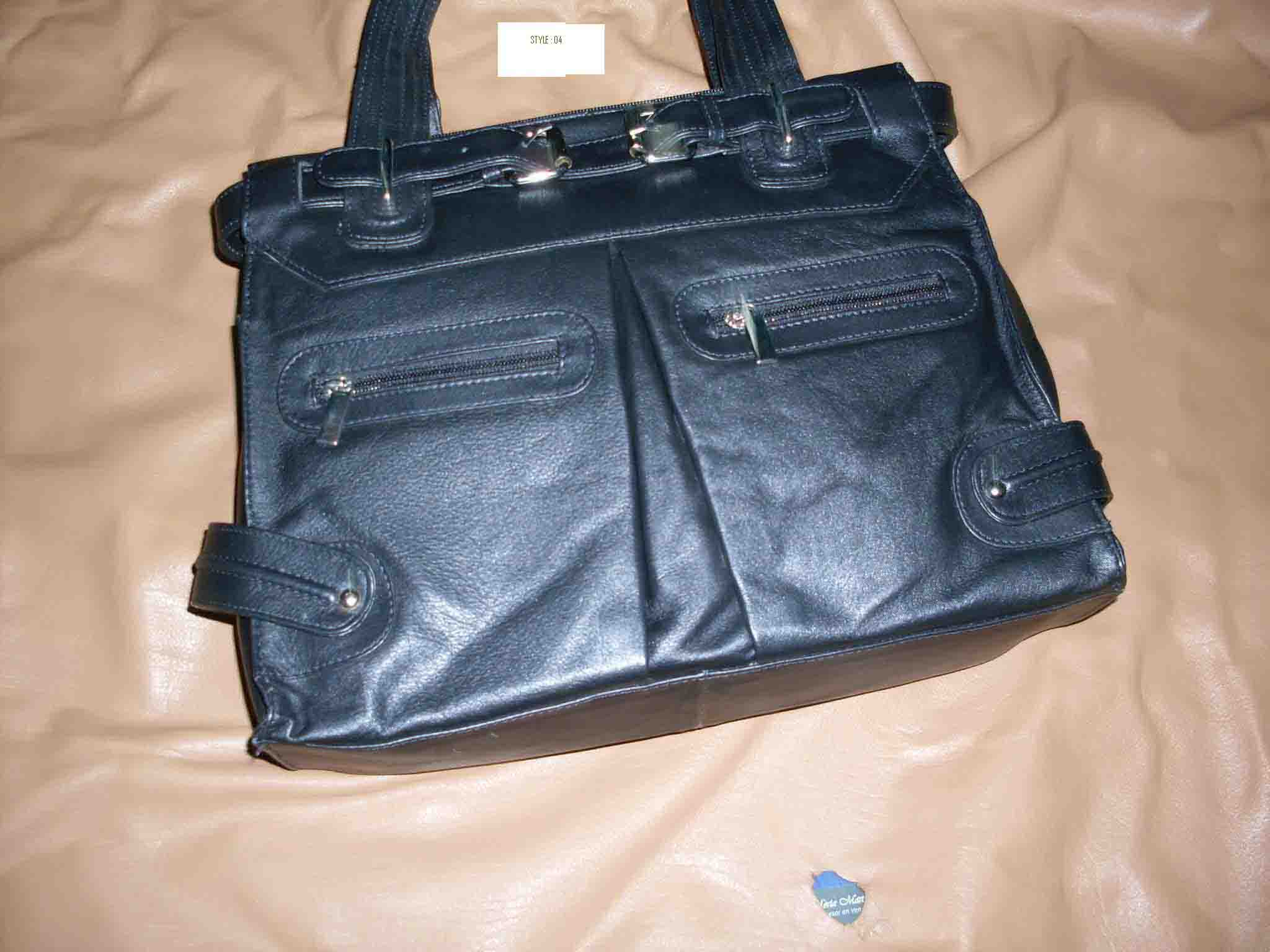 Manufacturers Exporters and Wholesale Suppliers of Fashion Handbag Farrukhabad Uttar Pradesh