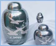 Manufacturers Exporters and Wholesale Suppliers of Brass Urns hyderabad Andhra Pradesh