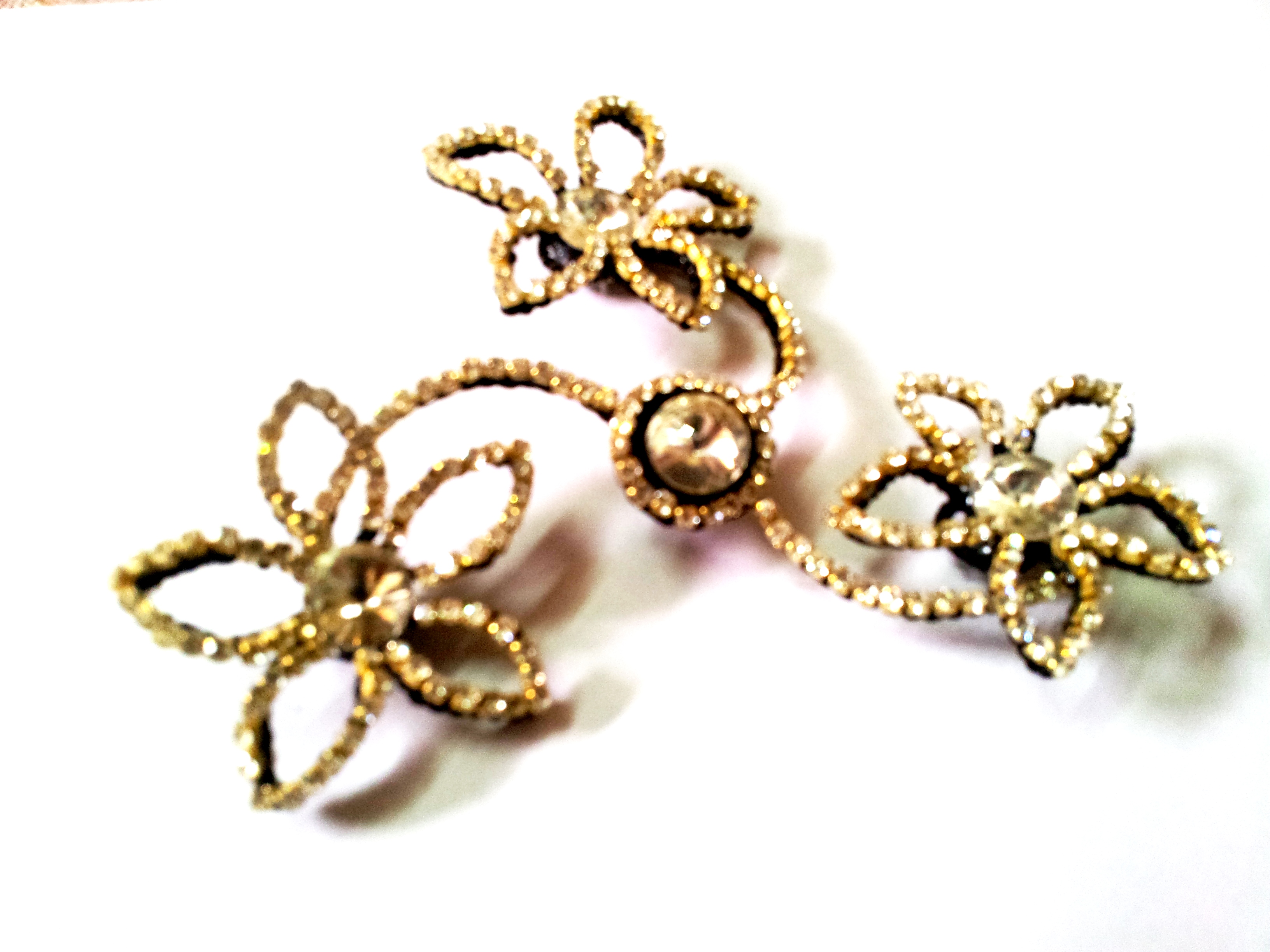 Crown Hair Clip 01 Wholesaler Manufacturer Exporters Suppliers Maharashtra India Crown Hair Clip 01 Wholesaler Manufacturer Exporters Suppliers Maharashtra India