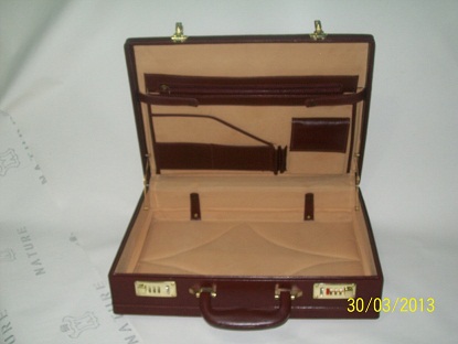 Manufacturers Exporters and Wholesale Suppliers of Leather Brief Case Kolkata West Bengal