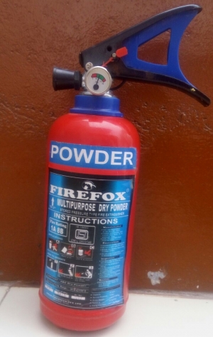Manufacturers Exporters and Wholesale Suppliers of ABC Type Fire Extinguisher 2 Kg Capacity Rate 1080/- Agra Uttar Pradesh