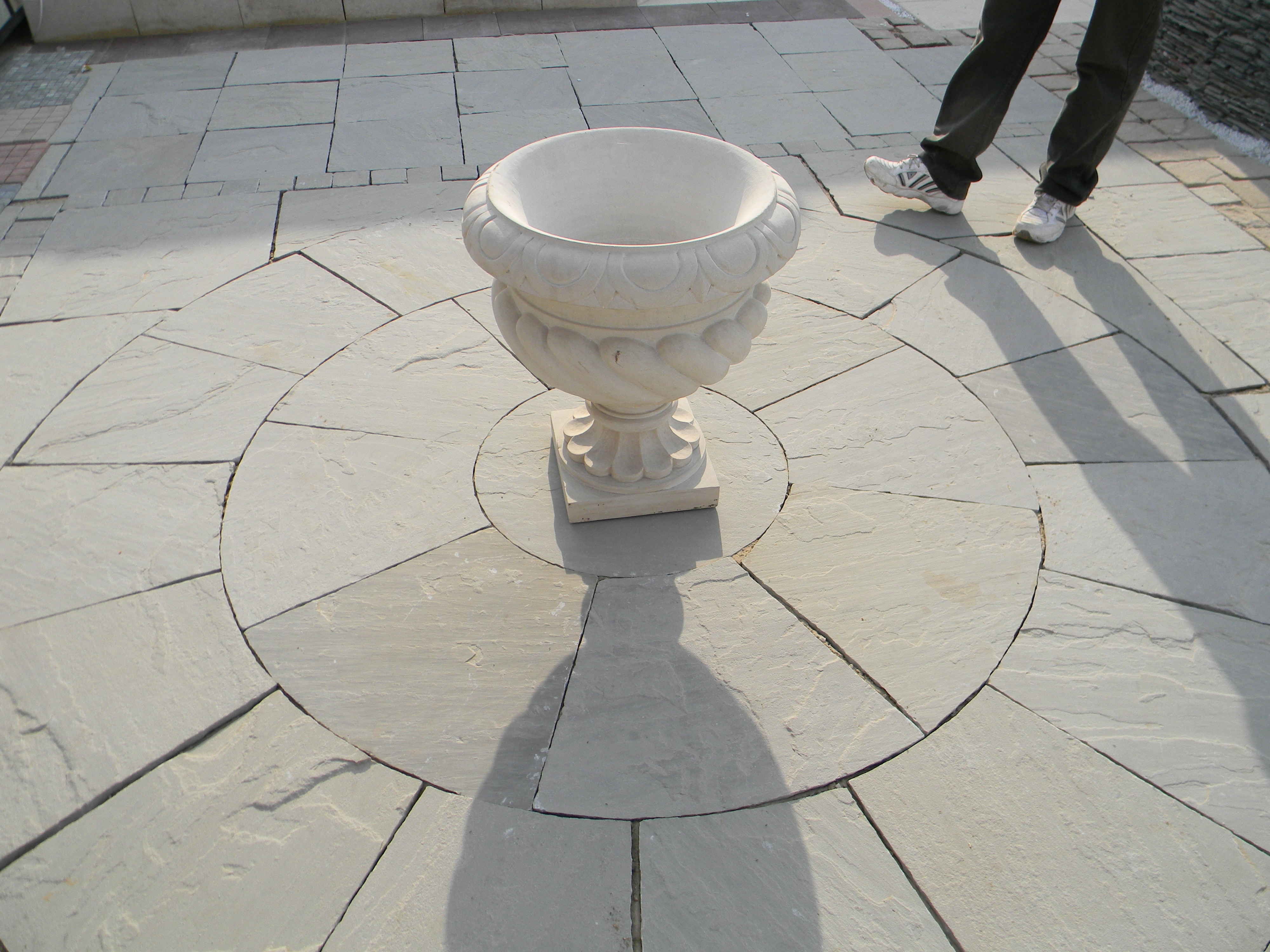 Manufacturers Exporters and Wholesale Suppliers of Sandstone Circle
