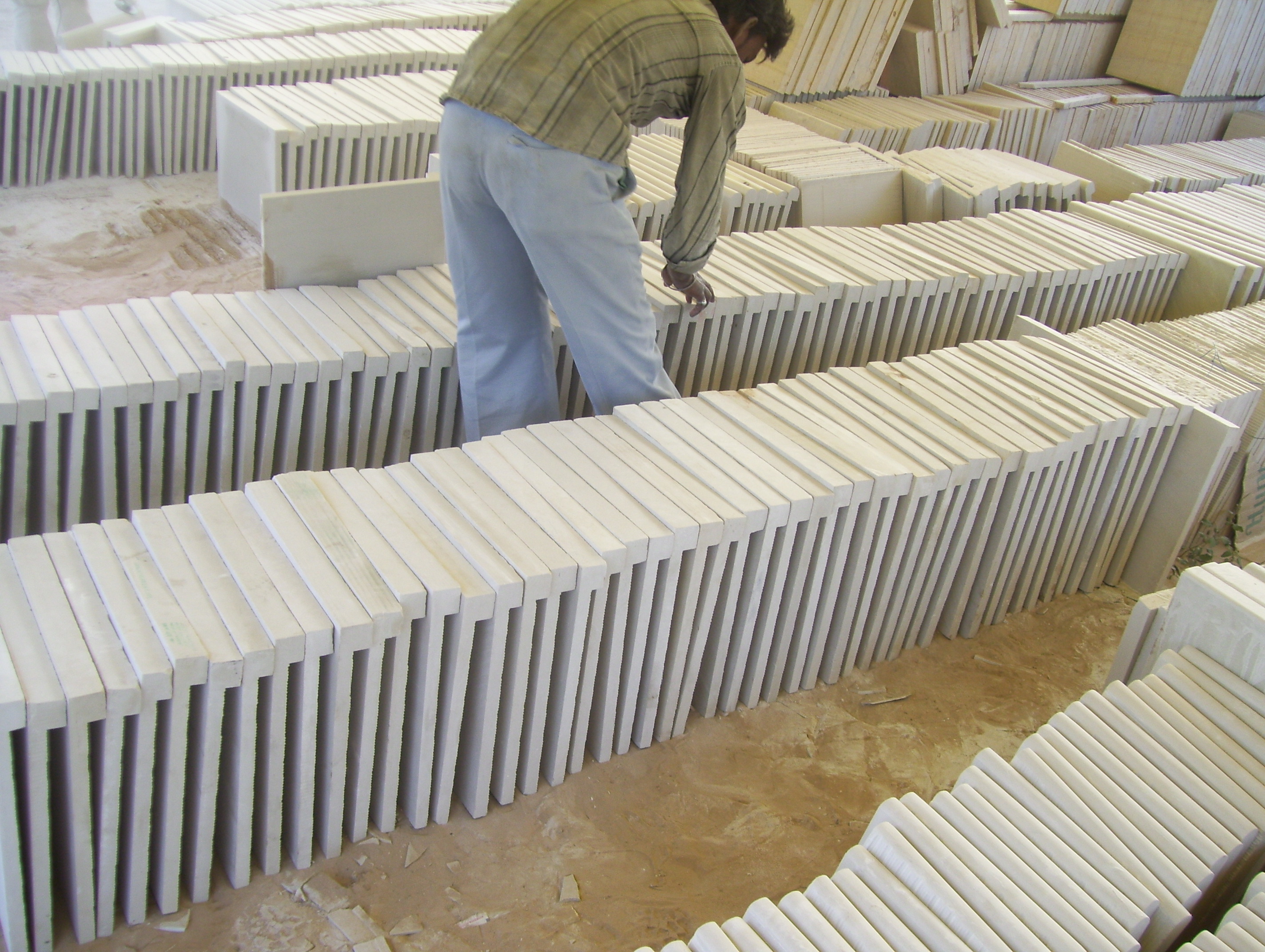 Manufacturers Exporters and Wholesale Suppliers of Pool Copings India