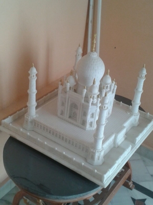Manufacturers Exporters and Wholesale Suppliers of Taj Mahal Handmade Agra Uttar Pradesh