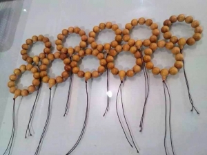 Manufacturers Exporters and Wholesale Suppliers of Sandalwood Religious Japa Mala Jaipur Rajasthan