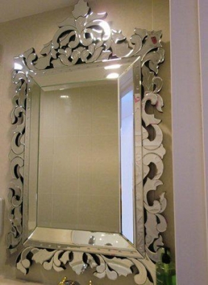 Manufacturers Exporters and Wholesale Suppliers of Large Venetian Mirrors Nagpur Maharashtra