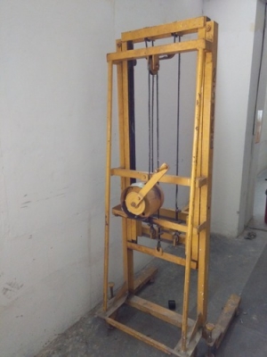 Manufacturers Exporters and Wholesale Suppliers of Manual Stacker For Circuit Breaker PANIPAT Haryana