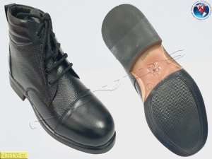 Manufacturers Exporters and Wholesale Suppliers of NOVUS DRIVING BOOT CALLAS Agra Uttar Pradesh