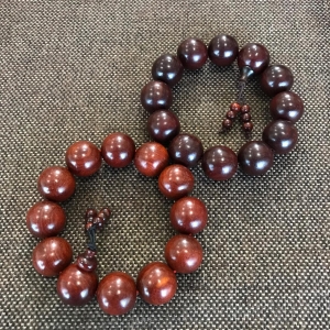 Manufacturers Exporters and Wholesale Suppliers of Red Sandalwood Beads Bracelet Jaipur Rajasthan
