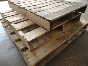 Manufacturers Exporters and Wholesale Suppliers of Wooden Pallet Ahmedabad Gujarat