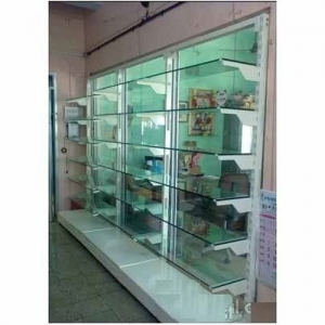 Manufacturers Exporters and Wholesale Suppliers of Glass and Metal Garment Display Nashik Maharashtra