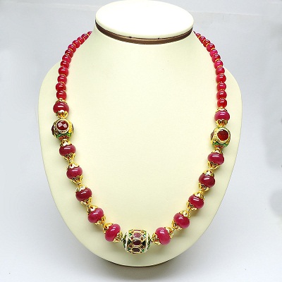 Manufacturers Exporters and Wholesale Suppliers of White Ruby Color Beads Beawar Rajasthan