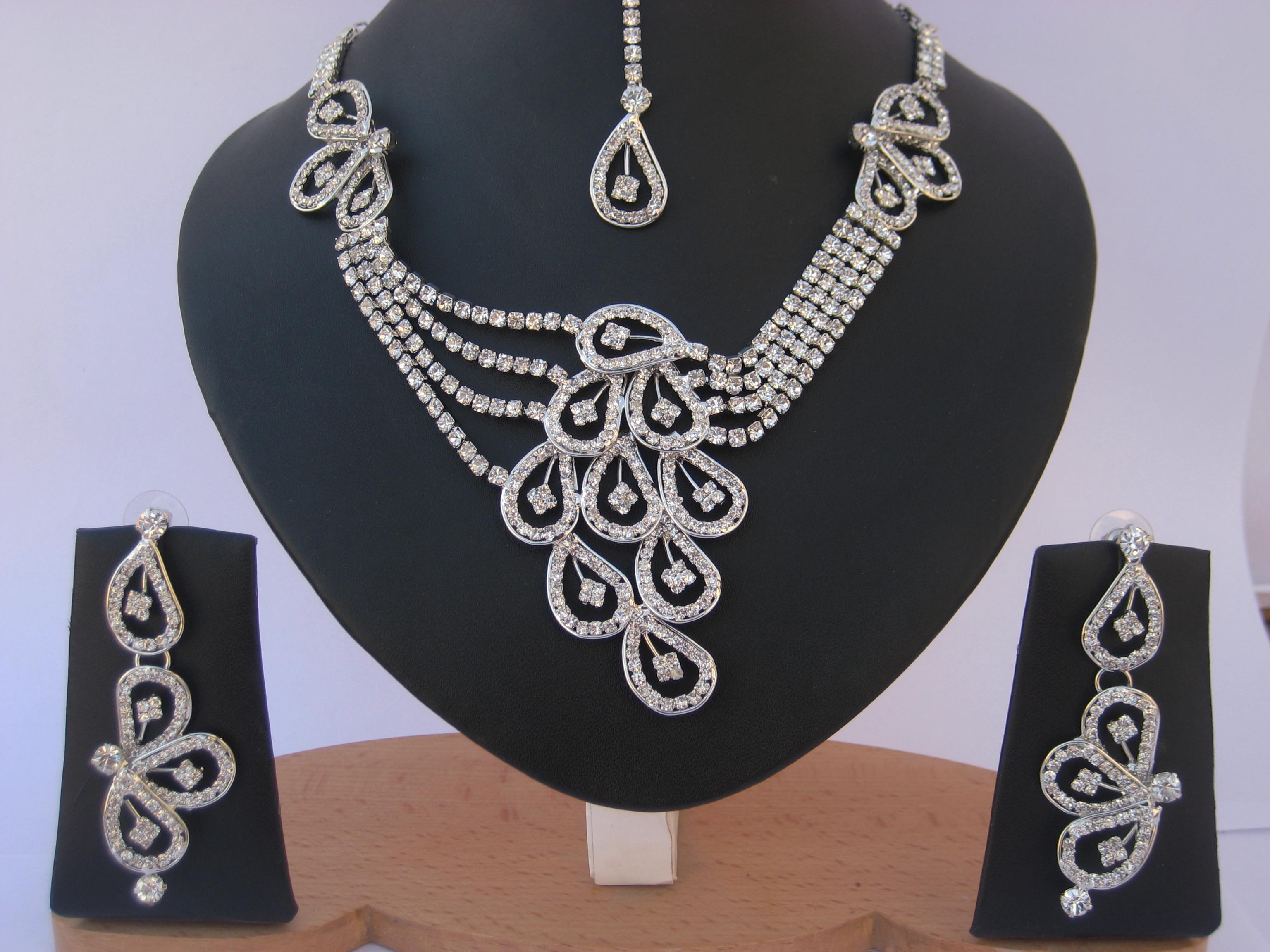 Manufacturers Exporters and Wholesale Suppliers of American diamond collection 03 Meerut Uttar Pradesh