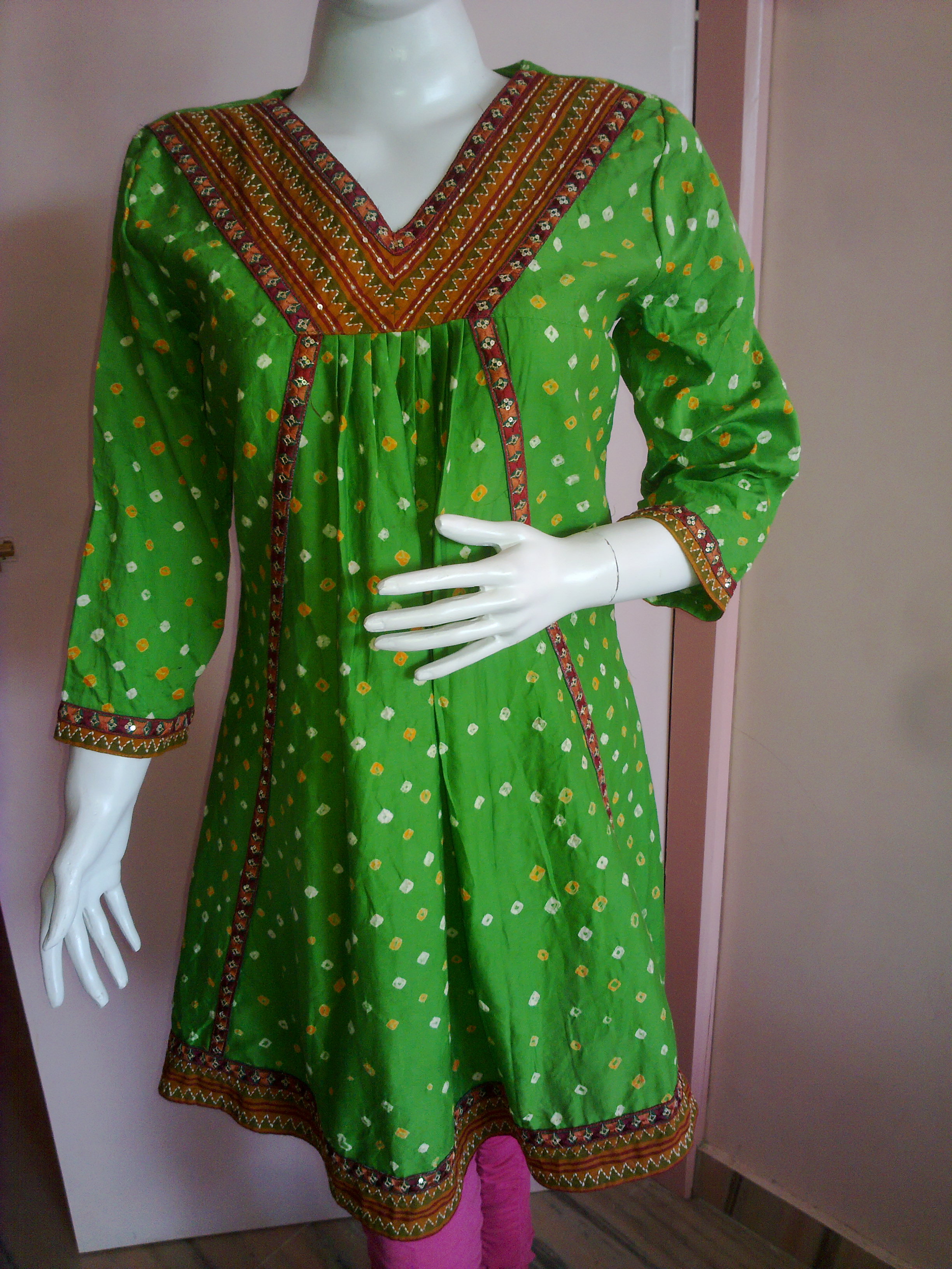 Manufacturers Exporters and Wholesale Suppliers of bandhej kurta Jaipur Rajasthan