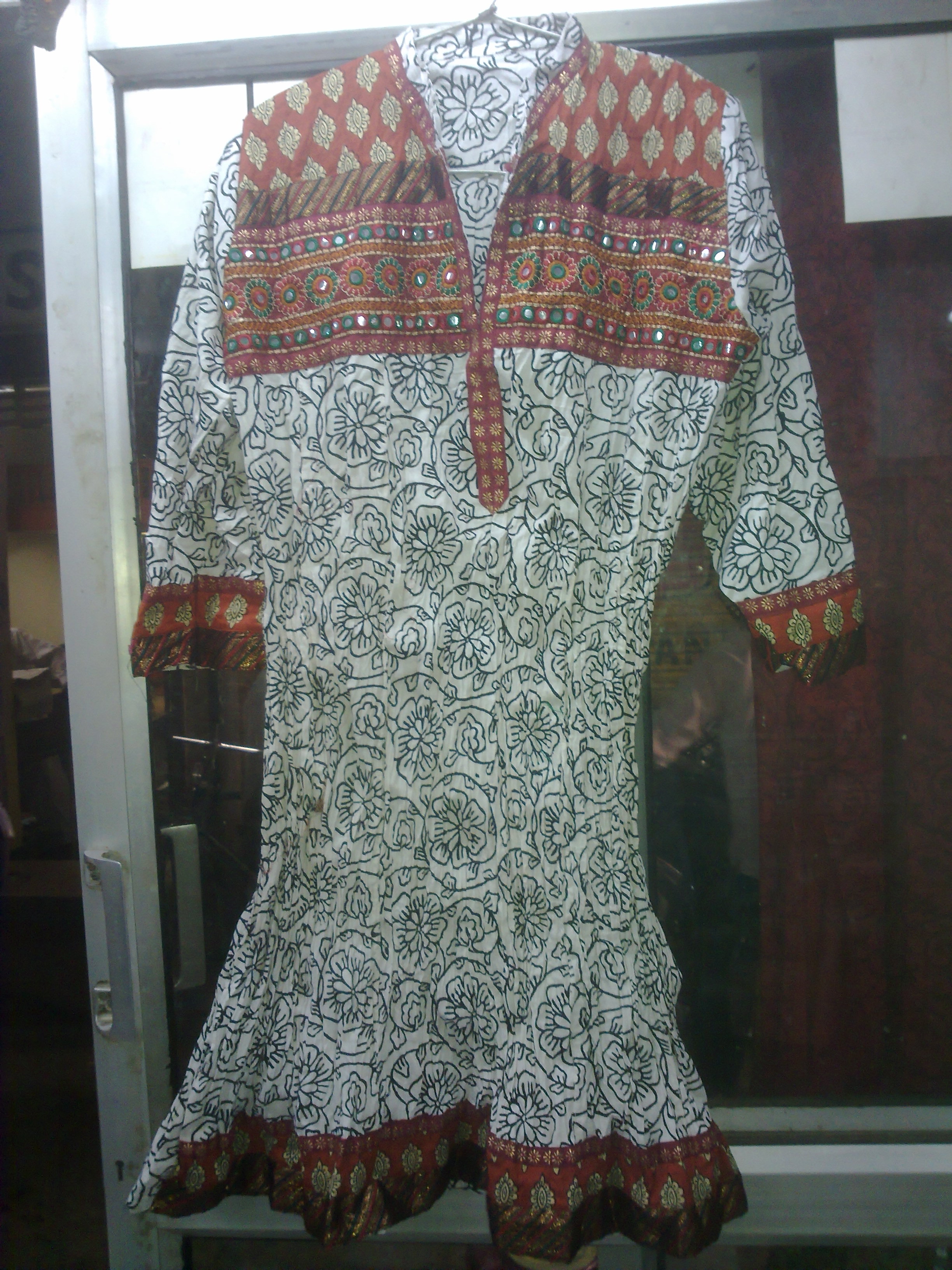 Manufacturers Exporters and Wholesale Suppliers of b&w crushed kurta Jaipur Rajasthan