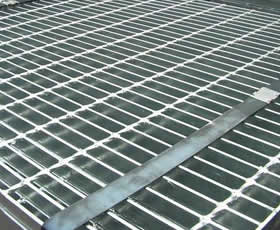 Manufacturers Exporters and Wholesale Suppliers of Welded steel grating material hedngshui hebei