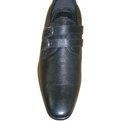 Manufacturers Exporters and Wholesale Suppliers of Casual Mens Footwear Mumbai Maharashtra