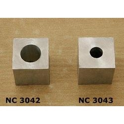 Cubical Metal Candleholder
