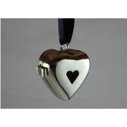 Manufacturers Exporters and Wholesale Suppliers of Decorative Metal Heart 	New Product Moradabad Uttar Pradesh