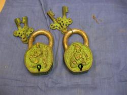 Manufacturers Exporters and Wholesale Suppliers of Brass Big Pad Lock DELHI Delhi