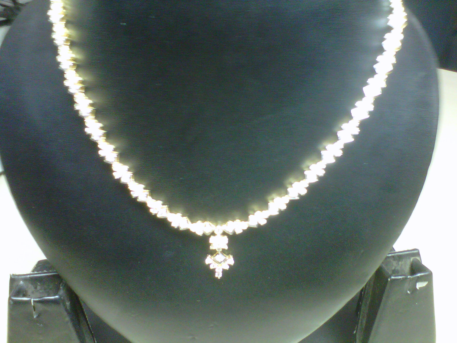 Manufacturers Exporters and Wholesale Suppliers of Diamond Necklace 08 Banglore Karnataka