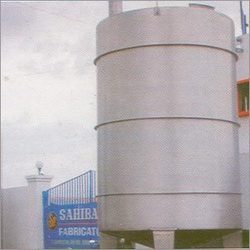 Manufacturers Exporters and Wholesale Suppliers of Vertical Tank PUNE Maharashtra