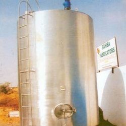 Manufacturers Exporters and Wholesale Suppliers of Vertical Milk Storage Silo PUNE Maharashtra