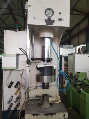 Manufacturers Exporters and Wholesale Suppliers of Hydraulic Press Zhengzhou Beijing