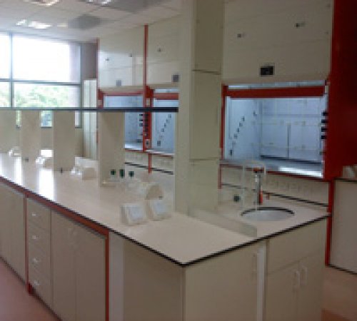 Manufacturers Exporters and Wholesale Suppliers of Anti vibration Table Vadodara Gujarat