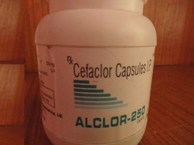 Manufacturers Exporters and Wholesale Suppliers of CEFACLORE CAPSULES New Delhi Delhi