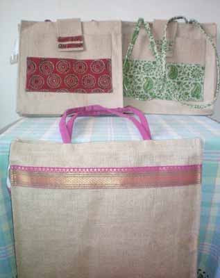 Manufacturers Exporters and Wholesale Suppliers of Jute Bags puna Maharashtra