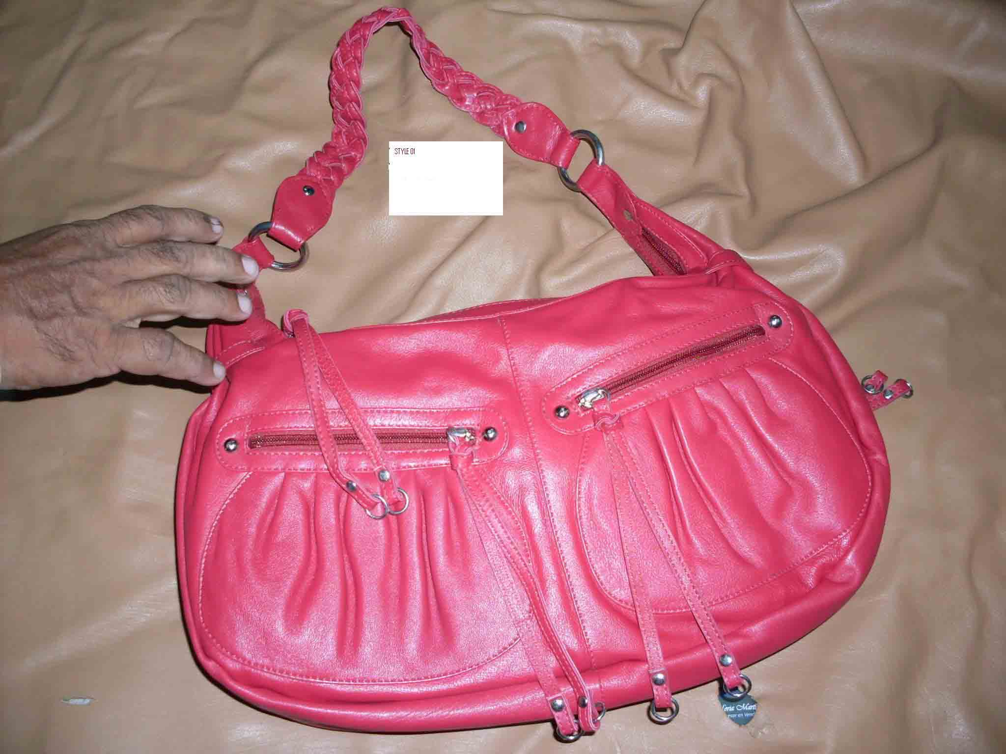 Manufacturers Exporters and Wholesale Suppliers of Ladies Leather Bag Kolkata West Bengal