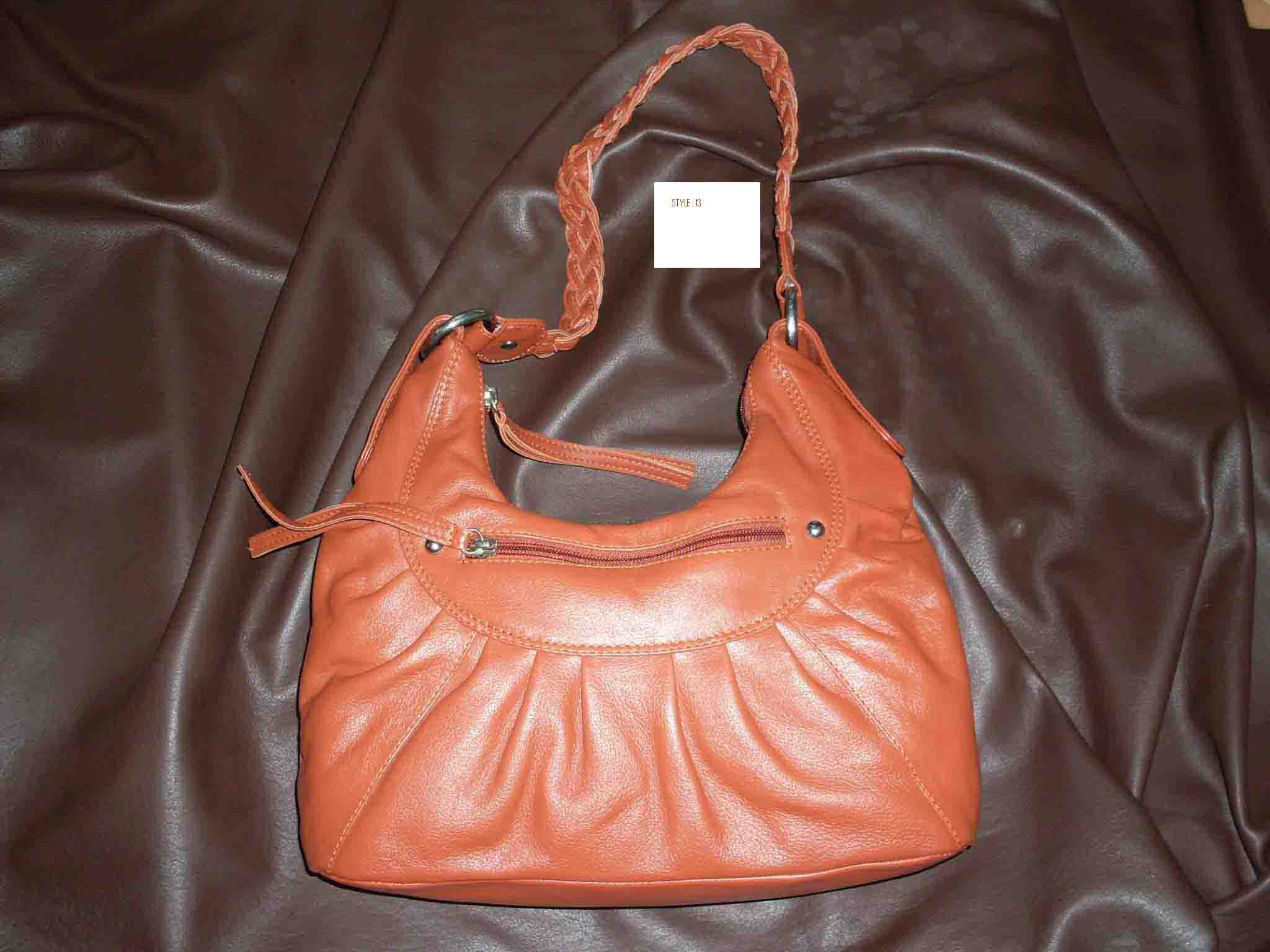 Manufacturers Exporters and Wholesale Suppliers of Executive Leather Bags Kolkata West Bengal