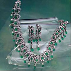 Diamond Necklace Manufacturer Supplier Wholesale Exporter Importer Buyer Trader Retailer in Surat Gujarat India