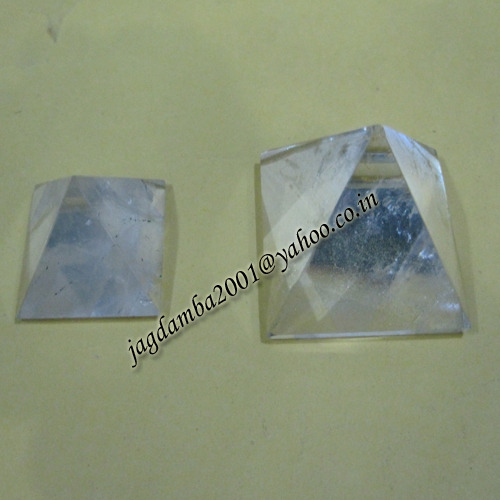 Manufacturers Exporters and Wholesale Suppliers of Crystal Clear Quartz Pyramid Agra Uttar Pradesh