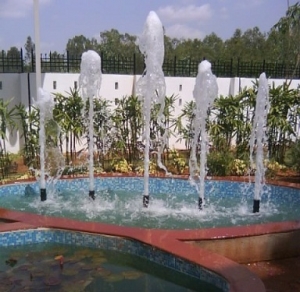 Foam Jet Fountains Manufacturer Supplier Wholesale Exporter Importer Buyer Trader Retailer in Delhi Delhi India