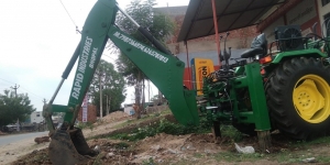 Manufacturers Exporters and Wholesale Suppliers of Tractor Backhoe Bhopal Madhya Pradesh