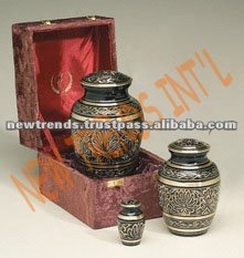 Manufacturers Exporters and Wholesale Suppliers of Brass Cremation Urn Moradabad Uttar Pradesh