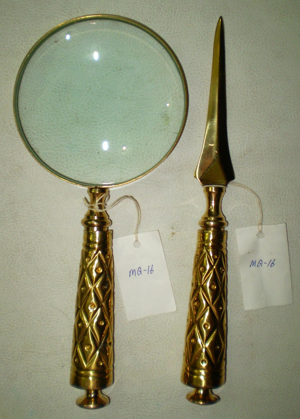 Manufacturers Exporters and Wholesale Suppliers of Magnifying Glass 01 Moradabad Uttar Pradesh