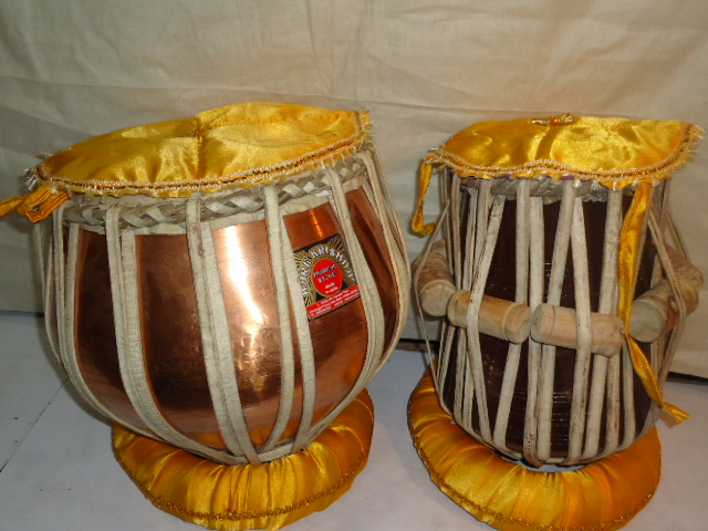 Manufacturers Exporters and Wholesale Suppliers of COPPER TABLA SET New Delhi Delhi
