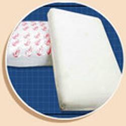 Rubber Foam Plain Pillows