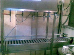 Semi Automatic Jar Filling Machine Manufacturer Supplier Wholesale Exporter Importer Buyer Trader Retailer in Rajkot Gujarat India