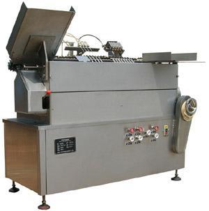 Four Needles Drawing Filling And Sealin Machin