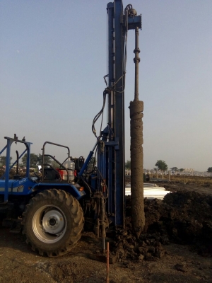 Manufacturers Exporters and Wholesale Suppliers of Tractor Piling Machine Bhopal Madhya Pradesh