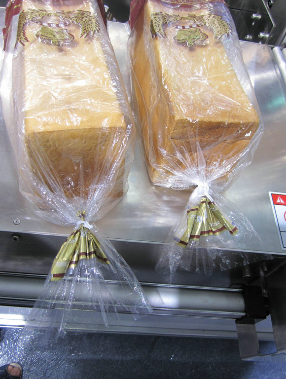 Bread Bagging Machines