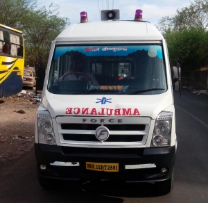 Service Provider of AC Ambulance Service Pune Maharashtra 